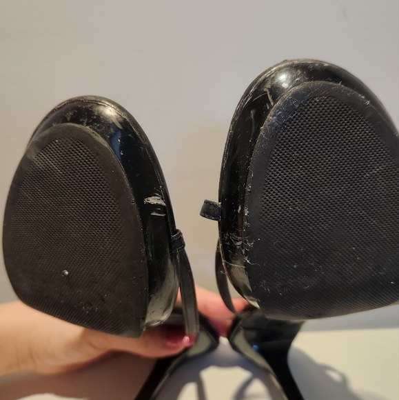 Cute Vintage Black Aldo Heel - Picture 3 of 5